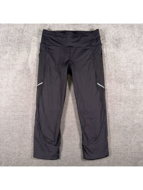 Lululemon Black Cropped Leggings with Mesh Panels, Size 6